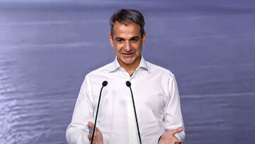 Μητσοτάκης από Αλιβέρι: Θα στηρίζουμε την καινοτομία που δημιουργεί θέσεις εργασίας - Η αναφορά στον Κωνσταντίνο Μητσοτάκη και τον «λαϊκισμό των κρατικοποιήσεων»