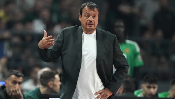 Αταμάν: «Δεν έχει τελειώσει τίποτα, πρέπει να φτάσουμε στις τρεις νίκες» - Βίντεο