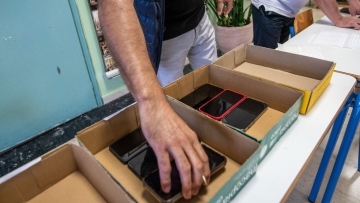 Κρήτη: Μαθητής στο Ρέθυμνο μηδενίστηκε στις Πανελλαδικές επειδή χτύπησε το κινητό του την ώρα της εξέτασης