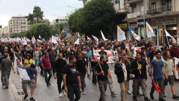 Πορεία στη Θεσσαλονίκη για τον πόλεμο στη Γάζα - Δείτε φωτογραφίες