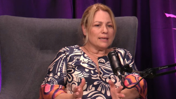 Μαριάννα Τουμασάτου: Ζούμε σε ένα φασιστικό καθεστώς και στη χώρα μας και γενικά - Έφυγε ο Χίτλερ και τώρα είναι Νετανιάχου και Τραμπ;
