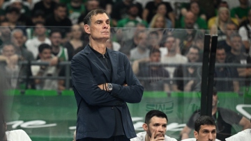 Ολυμπιακός: Ο Μπαρτζώκας απολογήθηκε στον κόσμο μετά την ήττα από τον Παναθηναϊκό