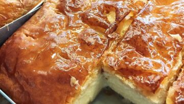 Μαστρονικόλας: Το ξακουστό γαλακτομπούρεκο του Πειραιά