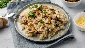 Ιταλικό ριζότο: Βήμα-βήμα η τεχνική για άψογο αποτέλεσμα