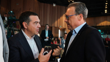 Όλα του comeback δύσκολα για τον Αλέξη Τσίπρα...