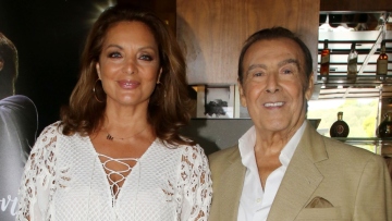 Άντζελα Γκερέκου για Τόλη Βοσκόπουλο: Τον νιώθω δίπλα μου να με καθοδηγεί
