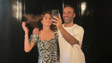 Η Κατερίνα Παπουτσάκη ποζάρει αγκαλιά με τον σύντροφό της στο Instagram