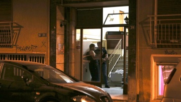 Έγκλημα στον Άγιο Παντελεήμονα: Νεκρός από αιχμηρό αντικείμενο 25χρονος Αιγύπτιος - Δείτε βίντεο και φωτογραφίες