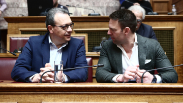 Το Βατερλό του ΣΥΡΙΖΑ με τις υπογραφές Κασσελάκη για τα Τέμπη και τα εσωκομματικά παρατράγουδα