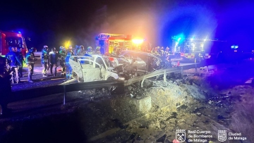 Καταδίωξη στη Μάλαγα κατέληξε σε θανατηφόρο τροχαίο - Προσπάθησαν να διαρρήξουν φαρμακείο και συγκρούστηκαν με όχημα αστυνομικού