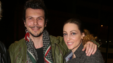 Ιωάννης Παπαζήσης για Βανέσα Αδαμοπούλου: Την αγαπώ, είμαστε δυο ευτυχισμένοι γονείς που μεγαλώνουμε το παιδί μας