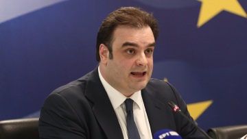 Mέτρα ενίσχυσης των πολιτών: Δρομολογήθηκαν τα €250 σε συνταξιούχους και ΑμεΑ, καθώς και η επιστροφή ενοικίου 