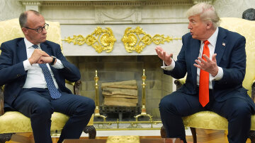 Τραμπ σε Μερτς για τον πόλεμο στην Ουκρανία: Είναι σαν δυο παιδιά που τσακώνονται στο πάρκο - Αν δεν σταματήσουν, θα είμαστε πολύ σκληροί 