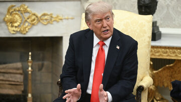 Νέα επίθεση Τραμπ σε Νιούσομ και Μπας: Θα έπρεπε να μου λένε «είστε υπέροχος, χωρίς εσάς είμαστε τίποτα»