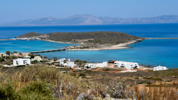 «Μας διώχνουν τιμωρητικά» καταγγέλλει δασκάλα στα Κύθηρα που μένει χωρίς σπίτι λίγο πριν το τέλος της σχολικής χρονιάς