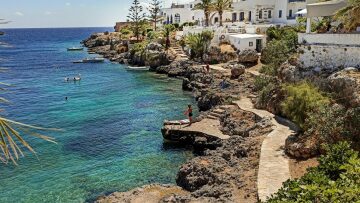 5 προορισμοί για solo travellers τα Σαββατοκύριακα του καλοκαιριού 

