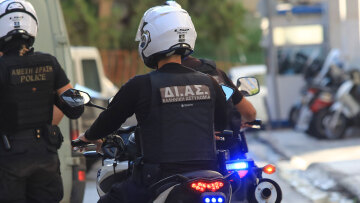 Η καταγγελία που πρόδωσε το κύκλωμα ναρκωτικών των αστυνομικών - Ο «αρχηγός», τα κρυφά apps και το παραμάγαζο