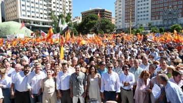 Διαδηλώσεις κατά της κυβέρνησης Σάντσεθ στην Ισπανία - Πρόωρες εκλογές ζητά το συντηρητικό κόμμα 