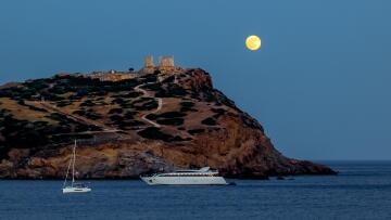 Μια μαγική βραδιά υπό το φως της Αυγουστιάτικης πανσελήνου - 'Ολες οι δωρεάν εκδηλώσεις

