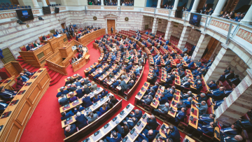 Η Επιτροπή Δεοντολογίας απέρριψε τη μήνυση Καρυστιανού κατά 14 βουλευτών της ΝΔ - Όχι στην άρση ασυλίας τους