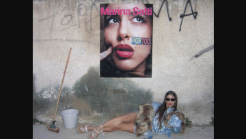 Μαρίνα Σάττι: Ετοιμάζεται να ξεσηκώσει την Πλατεία Νερού στην πρώτη μεγάλη καλοκαιρινή συναυλία της