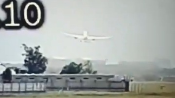 Νέο βίντεο δείχνει την απογείωση και τη συντριβή του αεροσκάφους της Air India