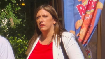 Δικαστές και δικηγόροι τσακώνονται για τη Ζωή Κωνσταντοπούλου - Δείτε τις ανακοινώσεις που αντάλλαξαν