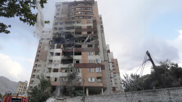 WSJ: Το Ιράν ζητά αποκλιμάκωση των επιθέσεων και βάζει όρους για να διαπραγματευτεί
