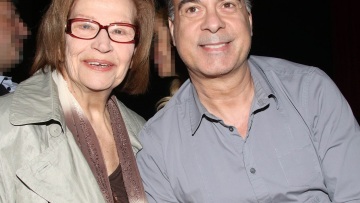 Φώτης Σεργουλόπουλος: Έτσι αποχαιρετά τη θεία του Κατερίνα Γιουλάκη - Δείτε το βίντεο