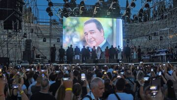 «Καλησπέρα και καλή βραδιά…» - Μια νύχτα για τον Βασίλη Καρρά