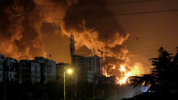 Εσπευσμένη επιστροφή του Τραμπ στις ΗΠΑ:  Εκκενώστε άμεσα την Τεχεράνη, προειδοποίησε τους Ιρανούς ο Αμερικανός πρόεδρος - Εκρήξεις στην ιρανική πρωτεύουσα