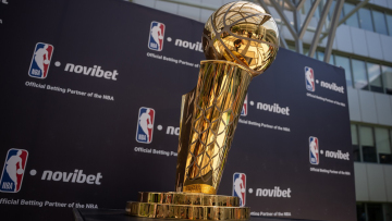 Το Τρόπαιο του NBA στα Γραφεία της Novibet