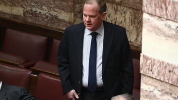 «Κάθαρση μέσω παραπομπής»: Τι θα πει ο Κώστας Καραμανλής στη συζήτηση για την Προανακριτική