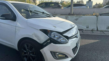 Τροχαίο στην Ποσειδώνος μετά το «Σταύρος Νιάρχος»  - Κλειστή η δεξιά λωρίδα