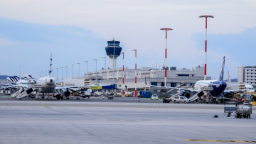 Δήμας: Υπεγράφησαν ογδόντα προσλήψεις ελεγκτών εναέριας κυκλοφορίας στην ΥΠΑ