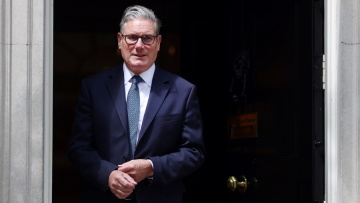 «Ανείπωτη» ανθρωπιστική καταστροφή στη Γάζα, λέει ο Βρετανός πρωθυπουργός Στάρμερ