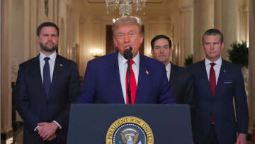 «Είτε ειρήνη είτε τραγωδία»: Το τελεσίγραφο Τραμπ στο Ιράν μετά την ισοπέδωση των πυρηνικών εγκαταστάσεων