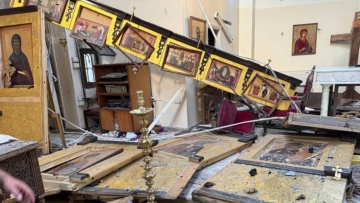 Με τον Πατριάρχη Αντιοχείας μίλησαν Δένδιας και Γεραπετρίτης για το χτύπημα στην ελληνορθόδοξη εκκλησία της Δαμασκού