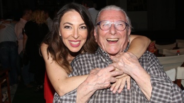 Αλίκη Κατσαβού για Κώστα Βουτσά: Ζει μέσα στο παιδί μας και εκεί η μνήμη είναι ζωντανή
