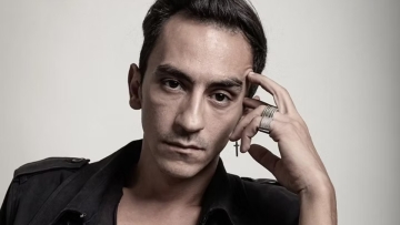 Οικογένεια Τσεκμέ, με την υπογραφή του Τόλη Παπαδημητρίου
