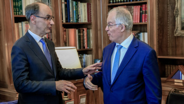 Τασούλας: Αποτρόπαιη η τρομοκρατική επίθεση κατά του ελληνορθόδοξου ναού του Προφήτη Ηλία στη Δαμασκό