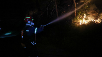 Κεφαλογιάννης για Χίο: «Η πυρκαγιά στο σύνολο του νησιού βρίσκεται σε μια ύφεση»