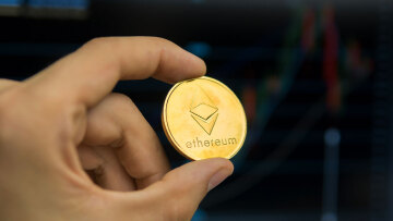 Η Αρχή για το μαύρο χρήμα εντόπισε Έλληνα με κρυπτονομίσματα από μέγα - χακάρισμα 1,5 δισ. δολαρίων σε  ανταλλακτήριο - Η επίσκεψη Πιερρακάκη