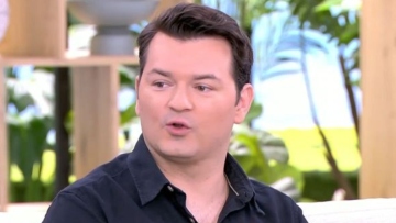 Απέργης για την εξάρτηση του πατέρα του από το αλκοόλ: Η κατάσταση είχε ξεφύγει, είχα καταλήξει με ράμματα στο κεφάλι