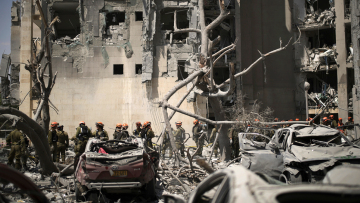 «Πόλεμος των 12 ημερών»: Με εύθραυστη εκεχειρία η λήξη του - Οι υποχωρήσεις, τα ρίσκα και το μήνυμα Τραμπ σε Κίνα και Ρωσία