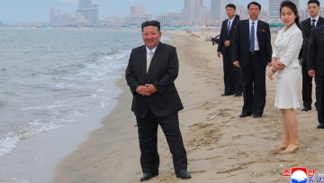 Κιμ Γιονγκ Ουν: Άφησε τους πυραύλους για να εγκαινιάσει τουριστικό θέρετρο