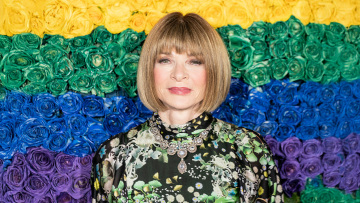 Η Άννα Γουίντουρ αποχωρεί από τη Vogue - «Ο διάβολος βγάζει τα Prada»