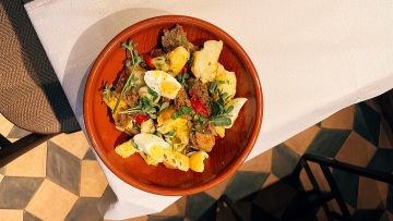 Ταβέρνα Αορίτης: Παραδοσιακή Ελληνική κουζίνα μεγάλης νοστιμιάς