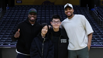 Αρης: Οι... καρδούλες του Αντετοκούνμπο στον νέο ιδιοκτήτη της ΚΑΕ