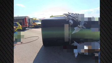 Νεκροί πατέρας και γιος σε τροχαίο δυστύχημα έξω από τη Θεσσαλονίκη - Συνελήφθη ο οδηγός του φορτηγού, δείτε βίντεο 